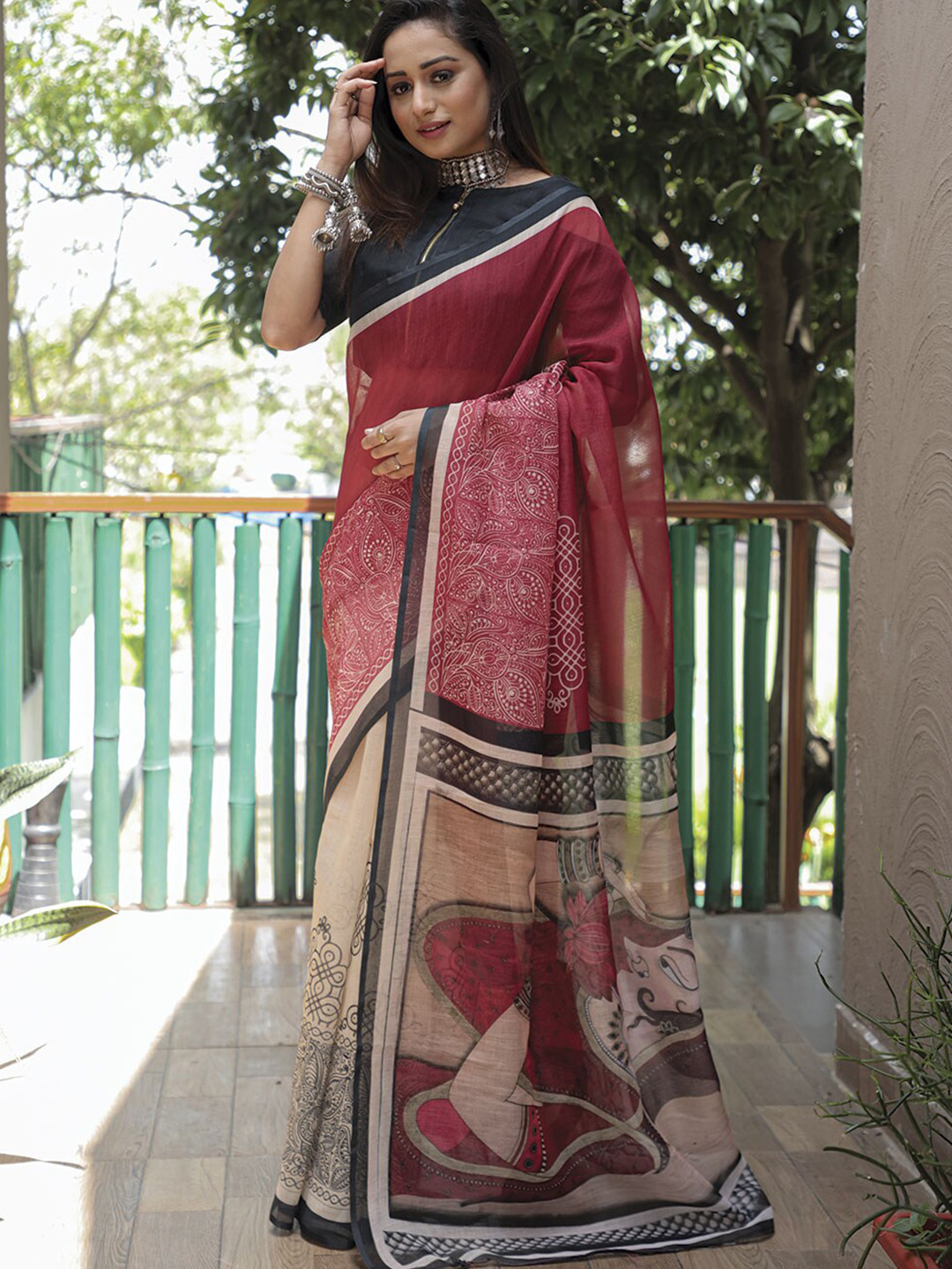 

Kalista Ethnic Motifs Printed Saree, Maroon