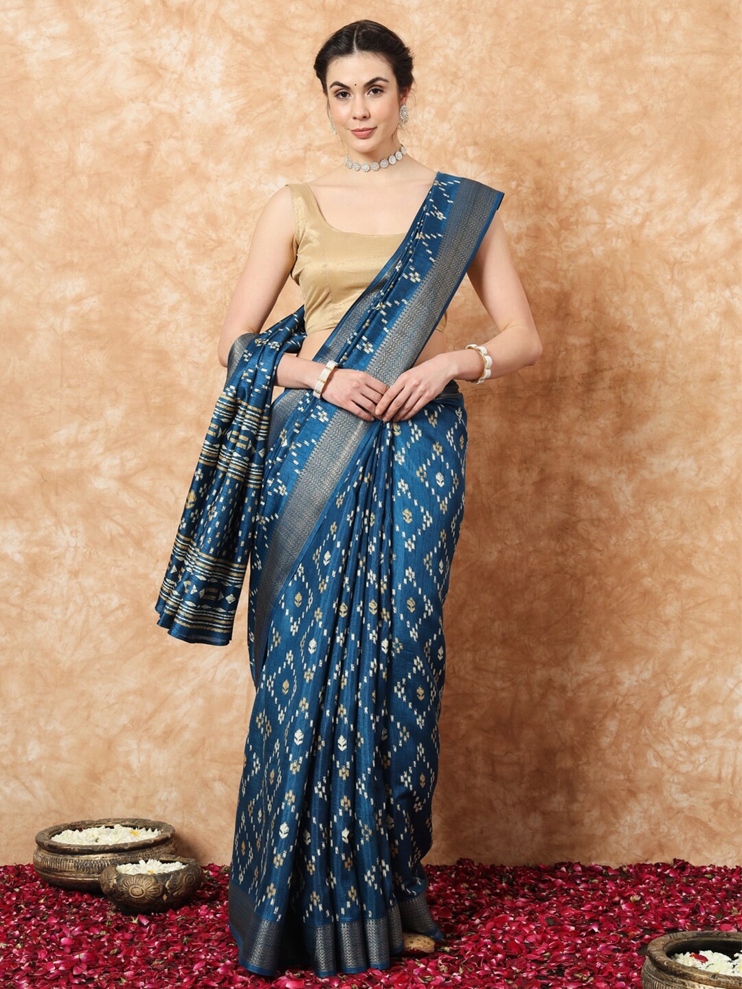 

Stylefables Ethnic Motifs Printed Batik Zari Ikat Saree, Blue