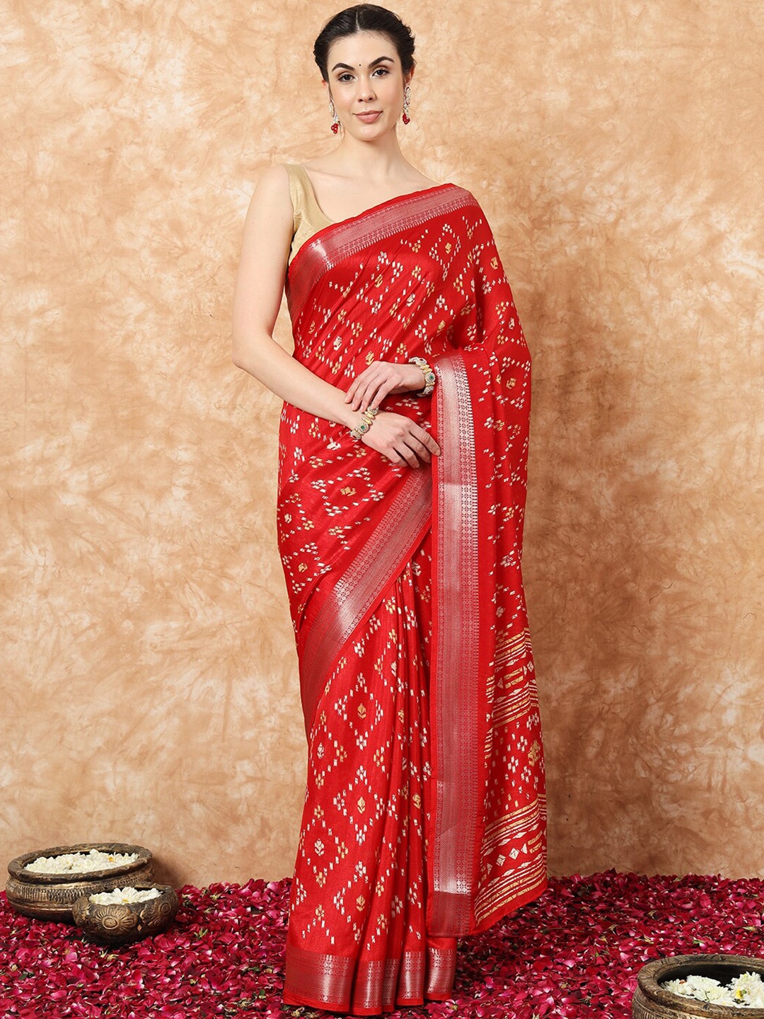 

Stylefables Ethnic Motifs Zari Art Silk Mysore Silk Saree, Red