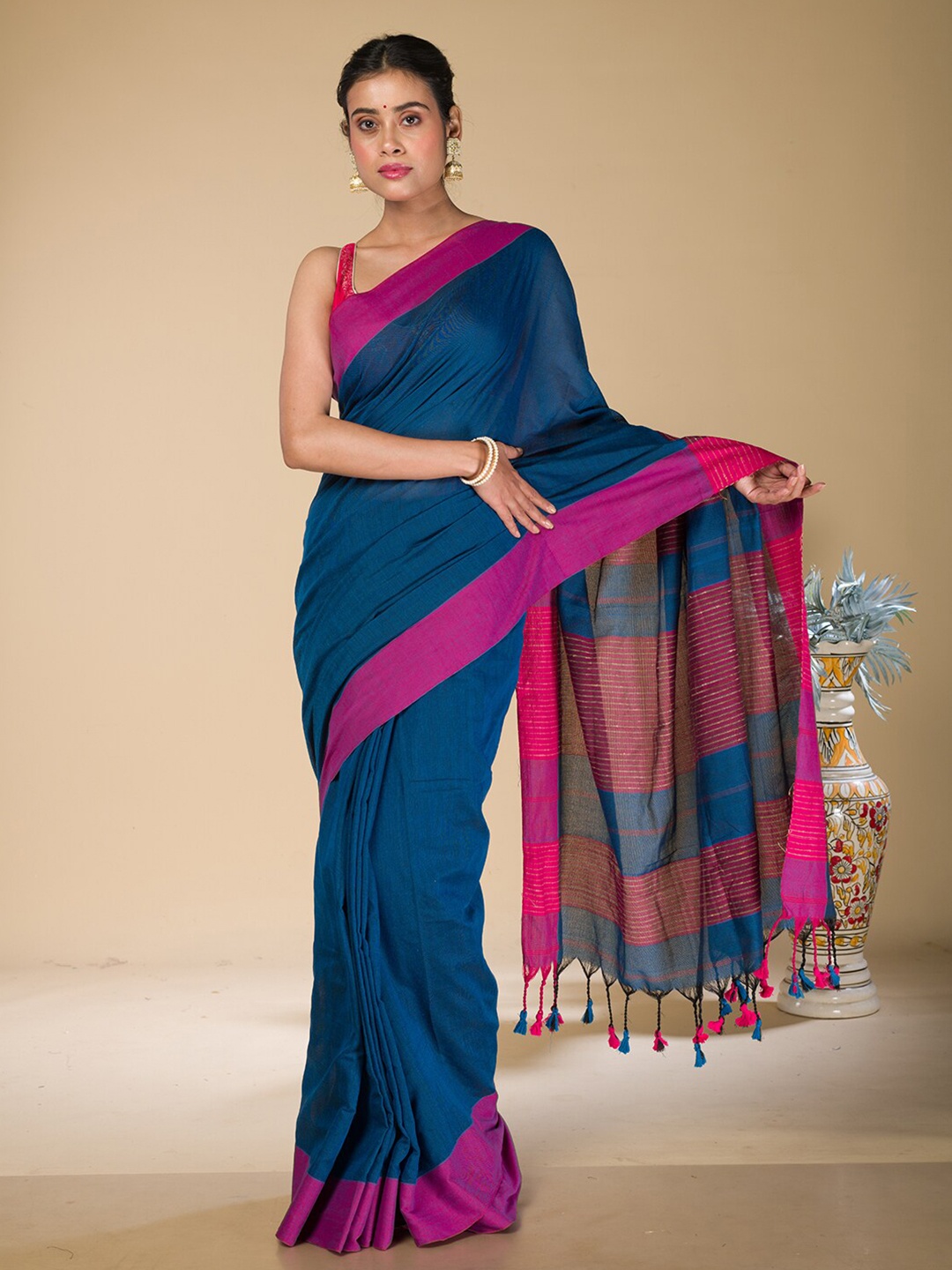 

HERE&NOW Solid Khadi Saree, Blue