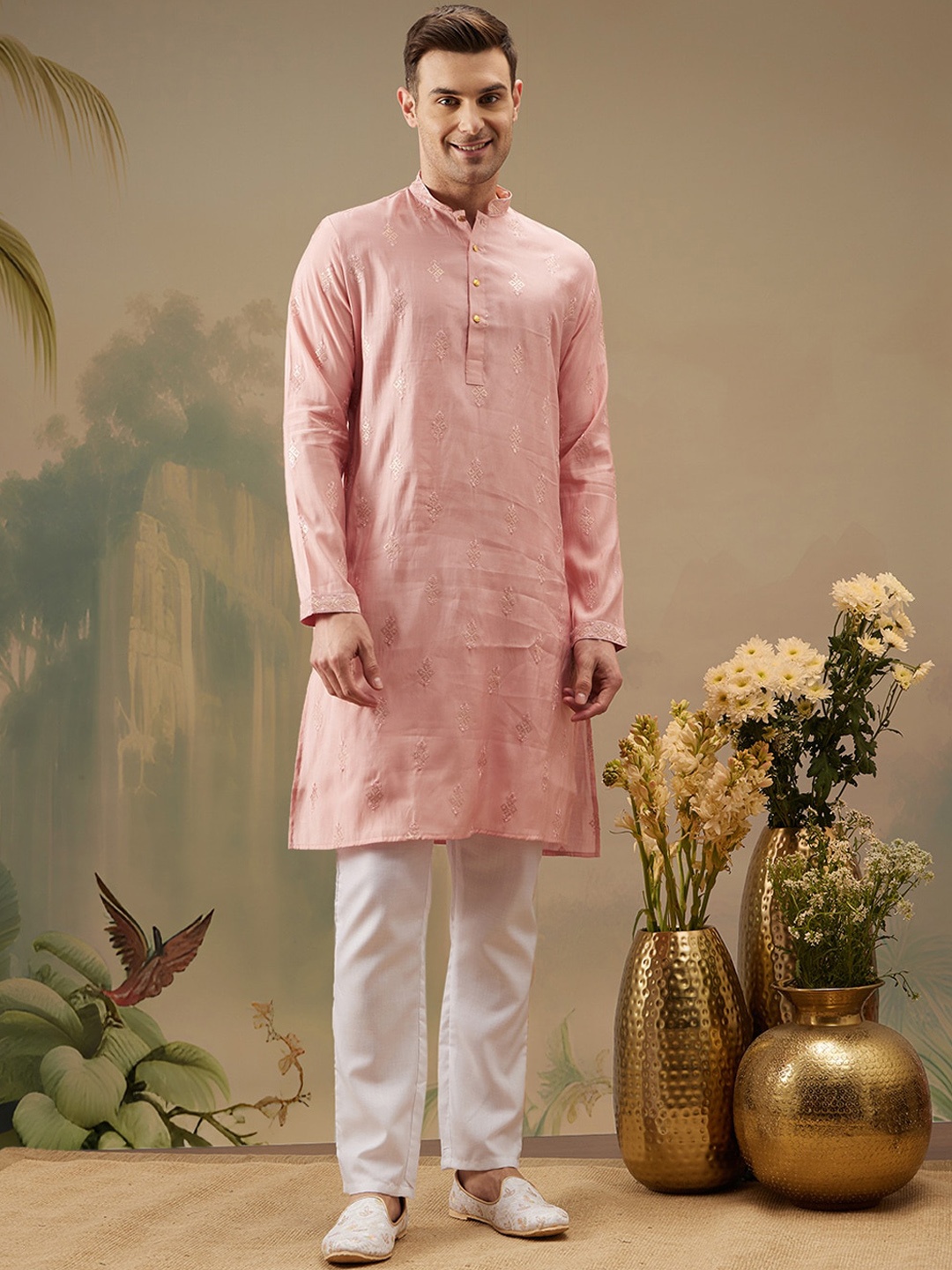 

Molly & Michel Ethnic Motifs Embroidered Kurta With Pyjama, Pink