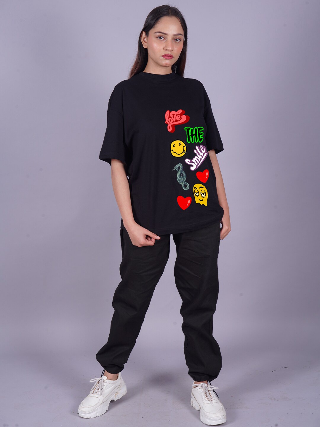 

VYVE Typography Printed Drop-Shoulder Sleeves Oversized Longline T-shirt, Black
