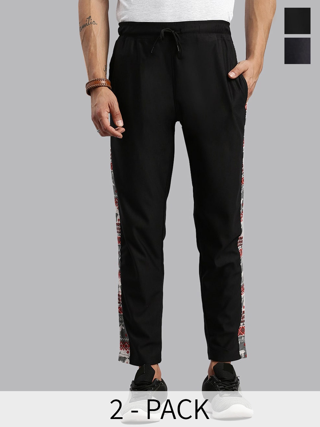 

MADSTO Men Pack of 2 Slim-Fit Mid-Rise Track Pants, Black