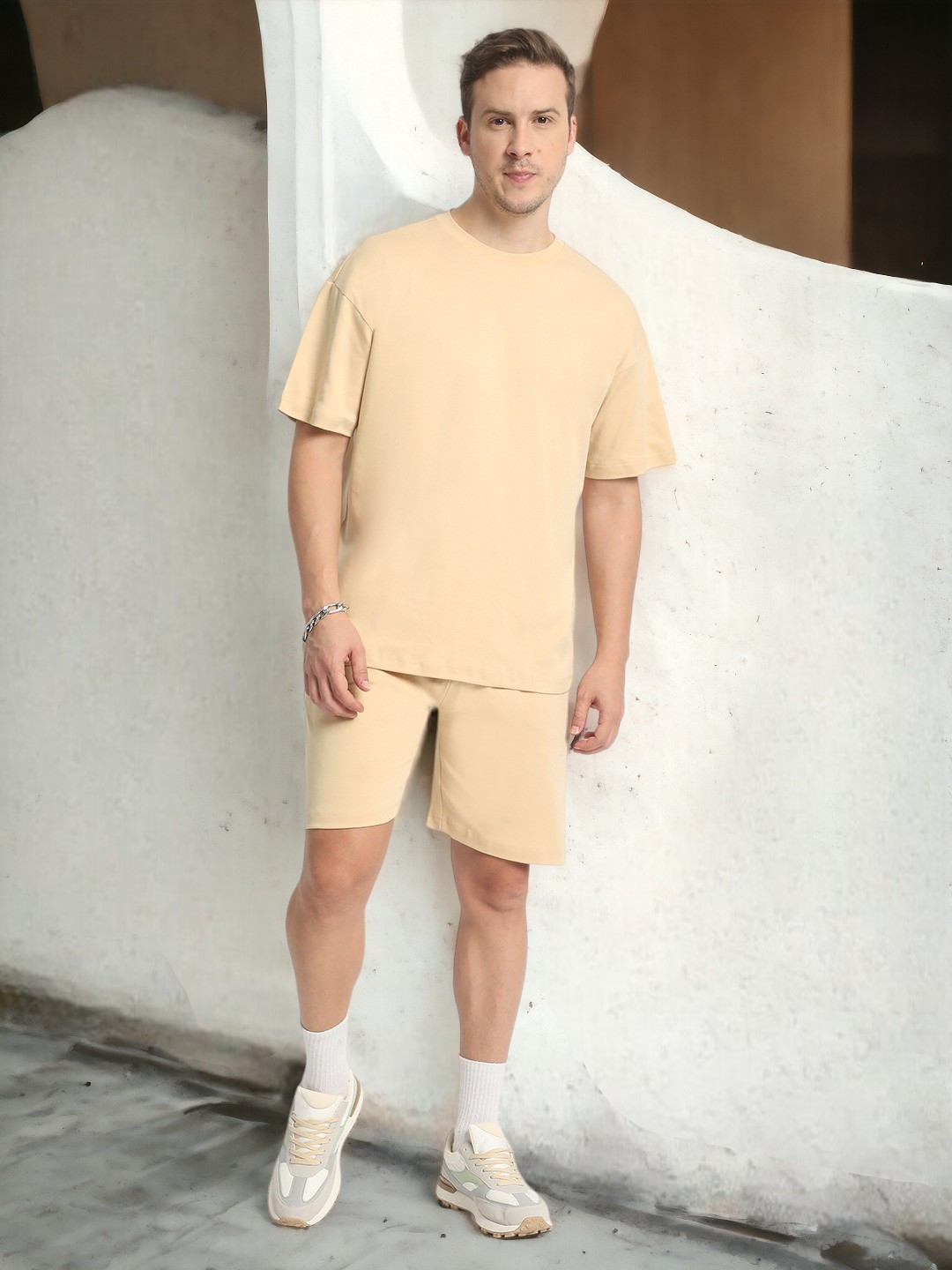 

Bene Kleed Round Neck Pure Cotton Oversized T-shirt With Shorts, Beige
