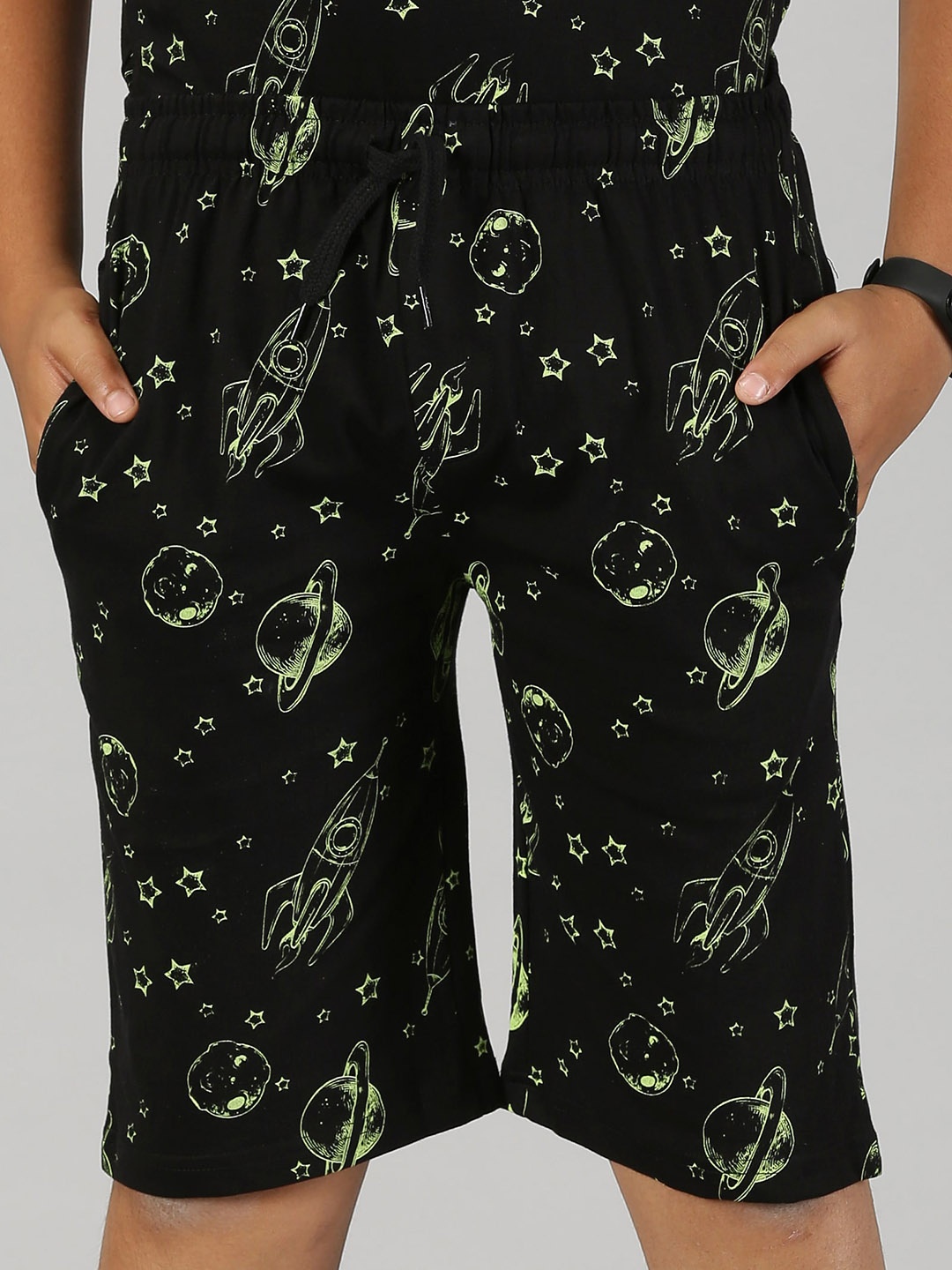 

KiddoPanti Boys Conversational Printed Mid-Rise Pure Cotton Shorts, Black