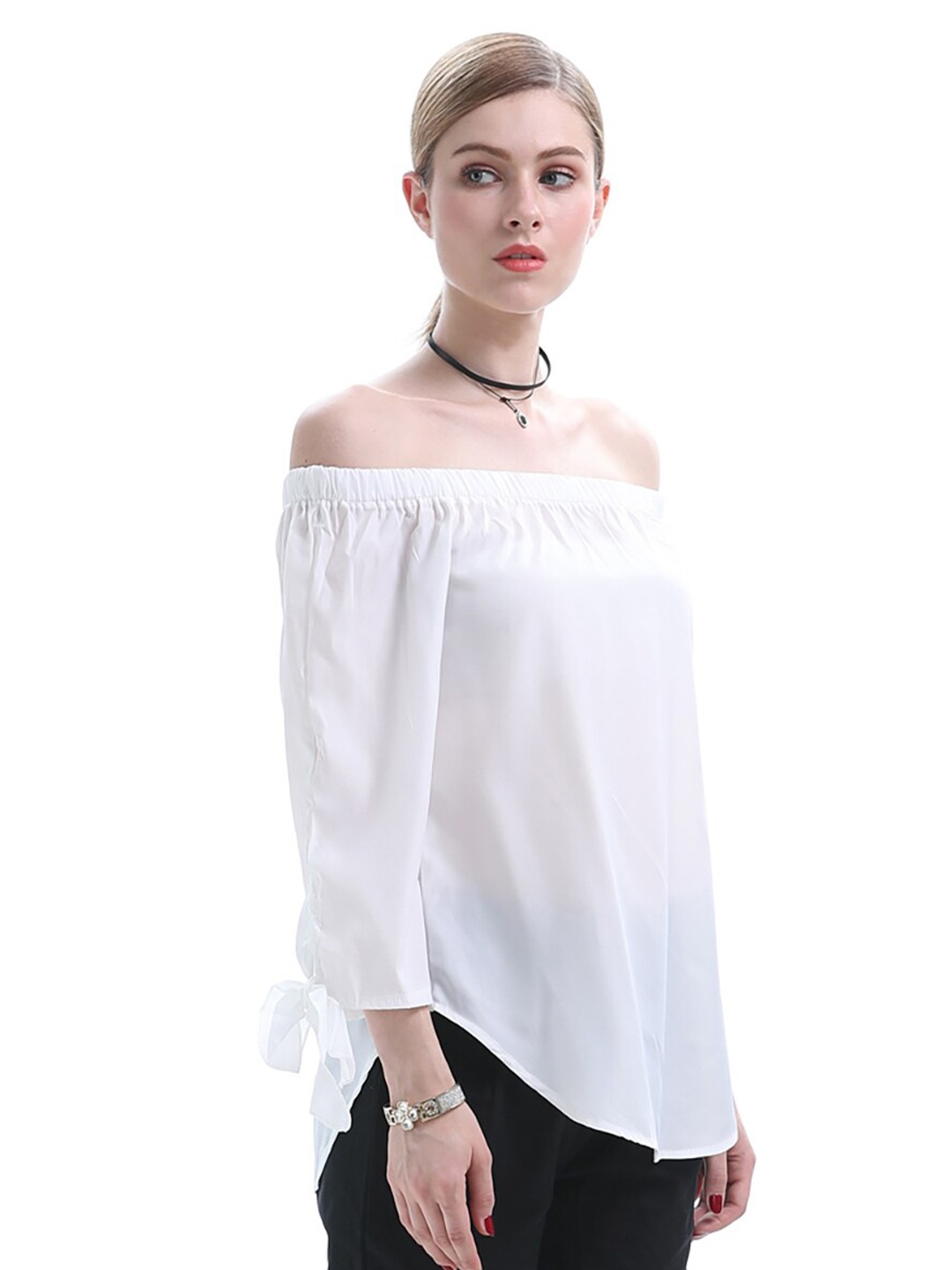 

JC Mode Off-Shoulder Top, White