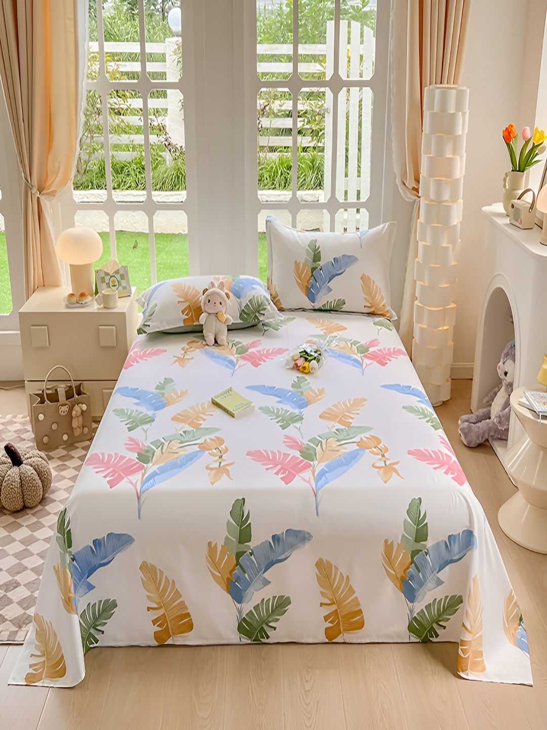 

JC HOME White & Blue Floral 200 TC Single Bedsheet with 1 Pillow Covers