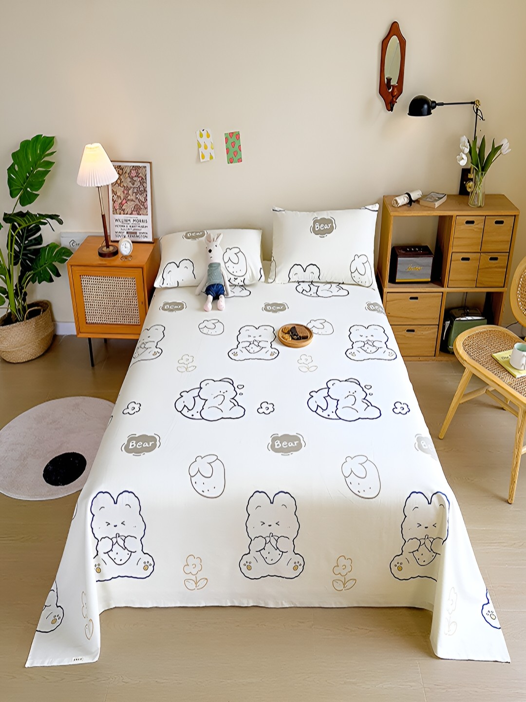 

JC HOME Beige & Blue Printed 200 TC Cotton King Bedsheet with 2 Pillow Covers