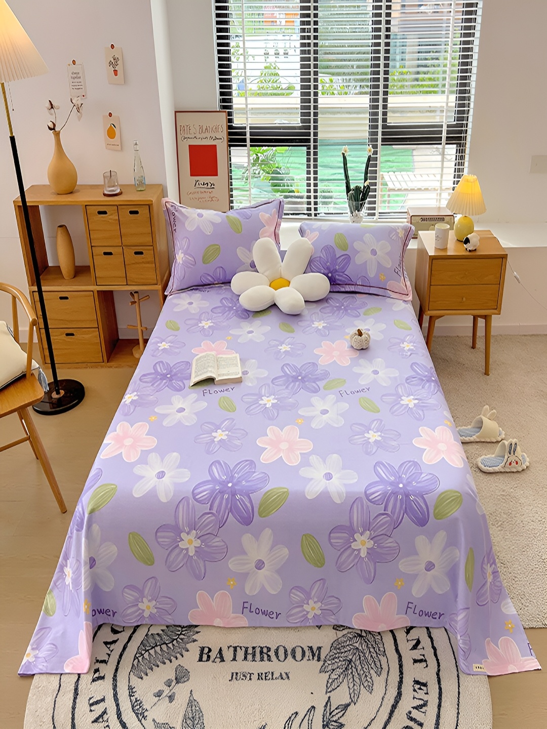 

JC HOME Purple & White Floral 210 TC Cotton King Bedsheet With 2 Pillow Covers