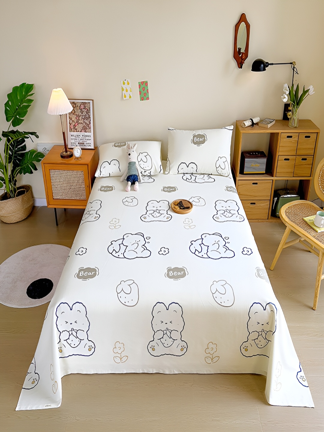 

JC HOME Beige & Blue Printed 200 TC Cotton Queen Bedsheet with 2 Pillow Covers