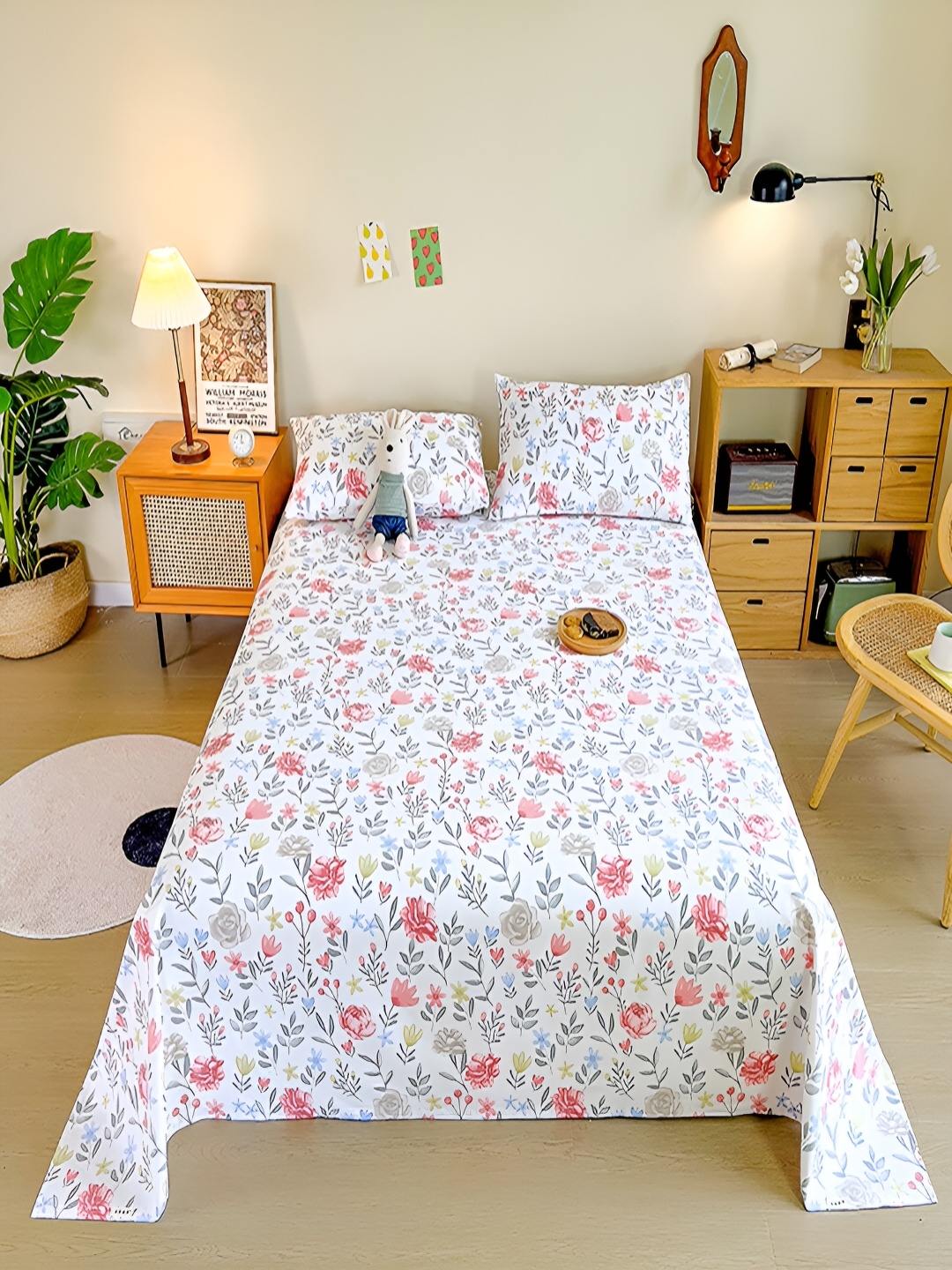 

JC HOME White & Pink Floral Printed 200 TC Cotton King Bedsheet with 2 Pillow Covers