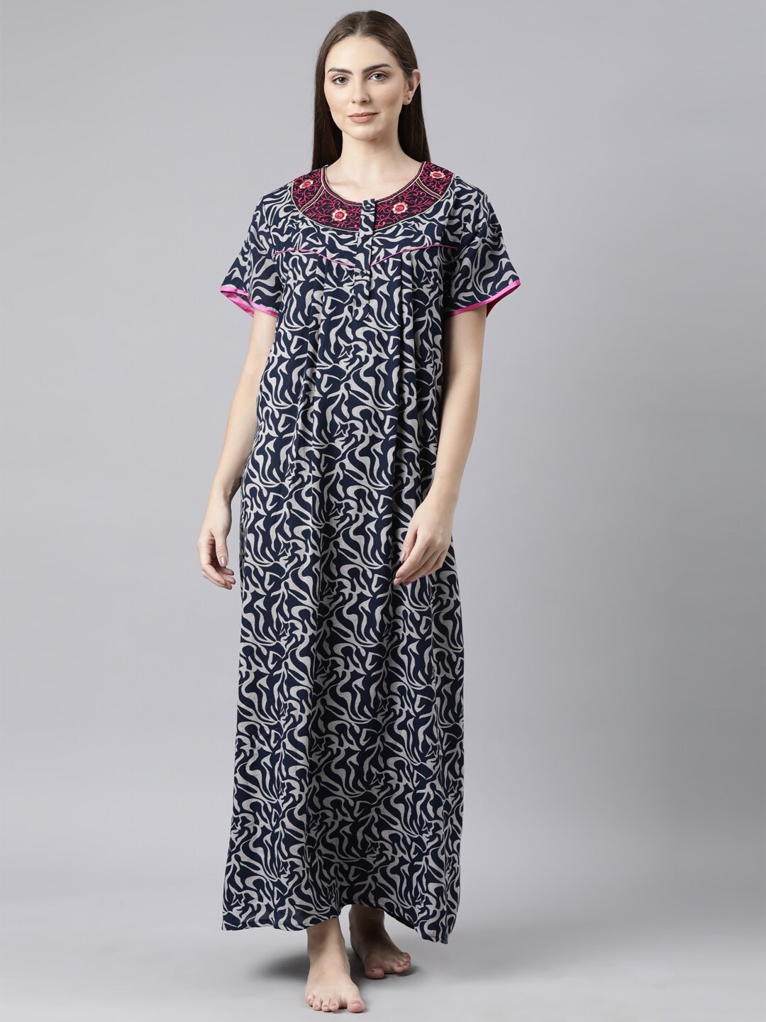 

Bailey sells Floral Printed Pure Cotton Maxi Nightdress, Blue