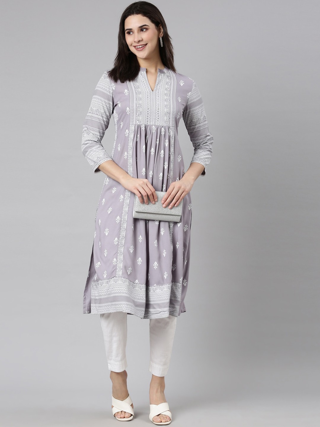 

Neerus Paisley Yoke Design Keyhole Neck Flared Sleeves Thread Work Anarkali Kurta, Grey