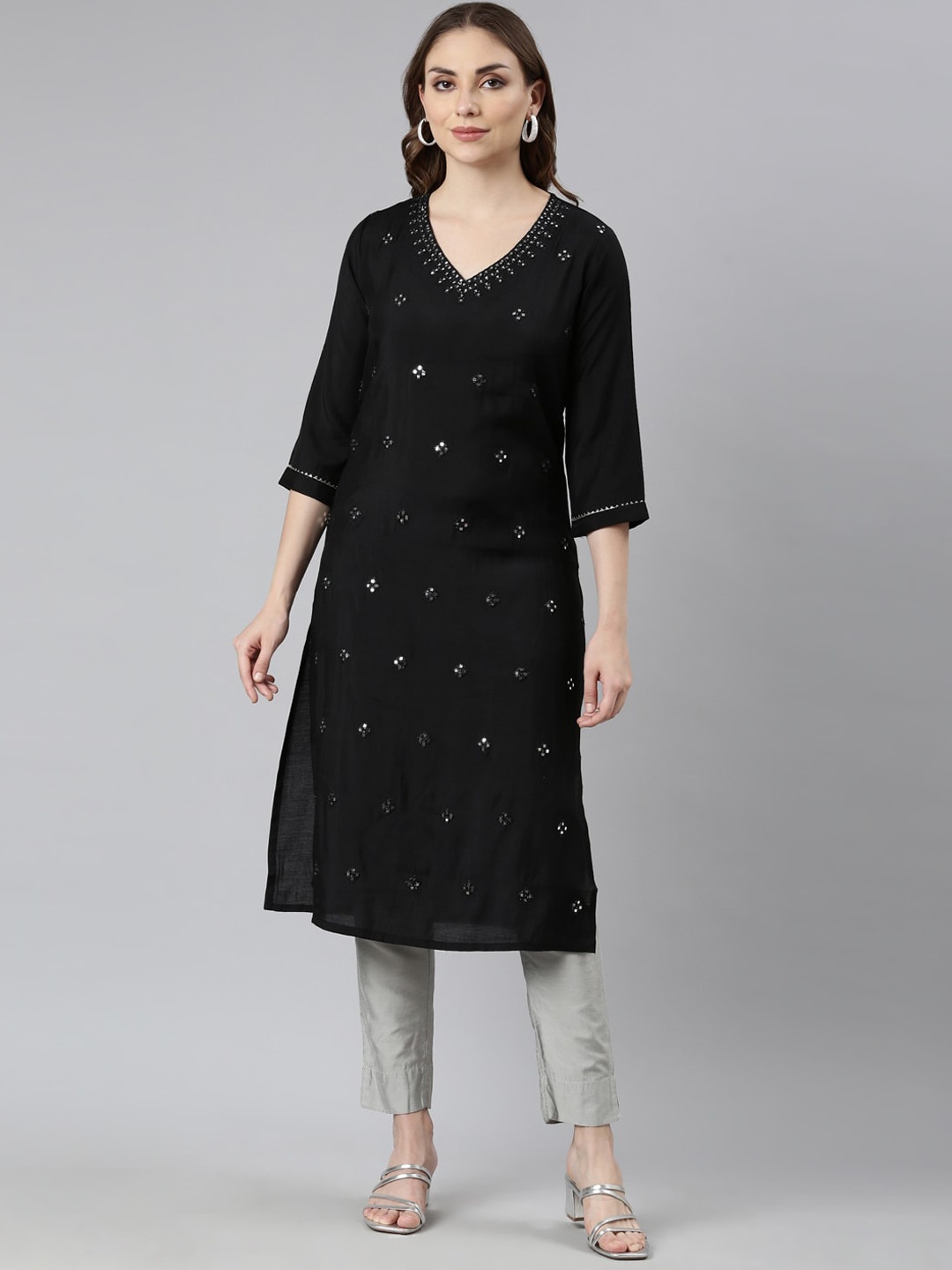 

Neerus Embellished Mirror Work Kurta, Black