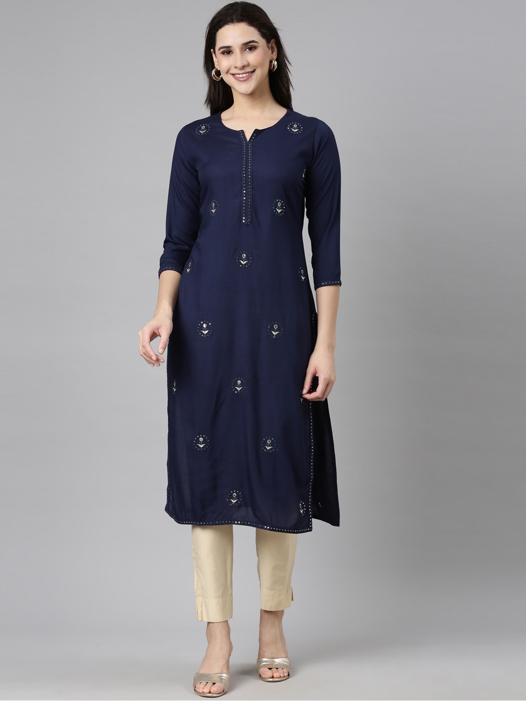 

Neerus Floral Embroidered Round Neck Thread Work Kurta, Navy blue