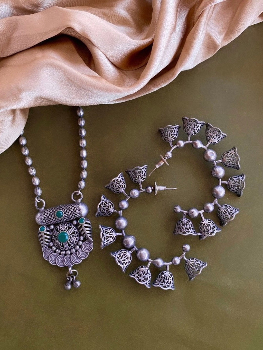 

ATIBELLE German Silver-Plated Stone-Studded Floral Shaped Earrings & Necklace