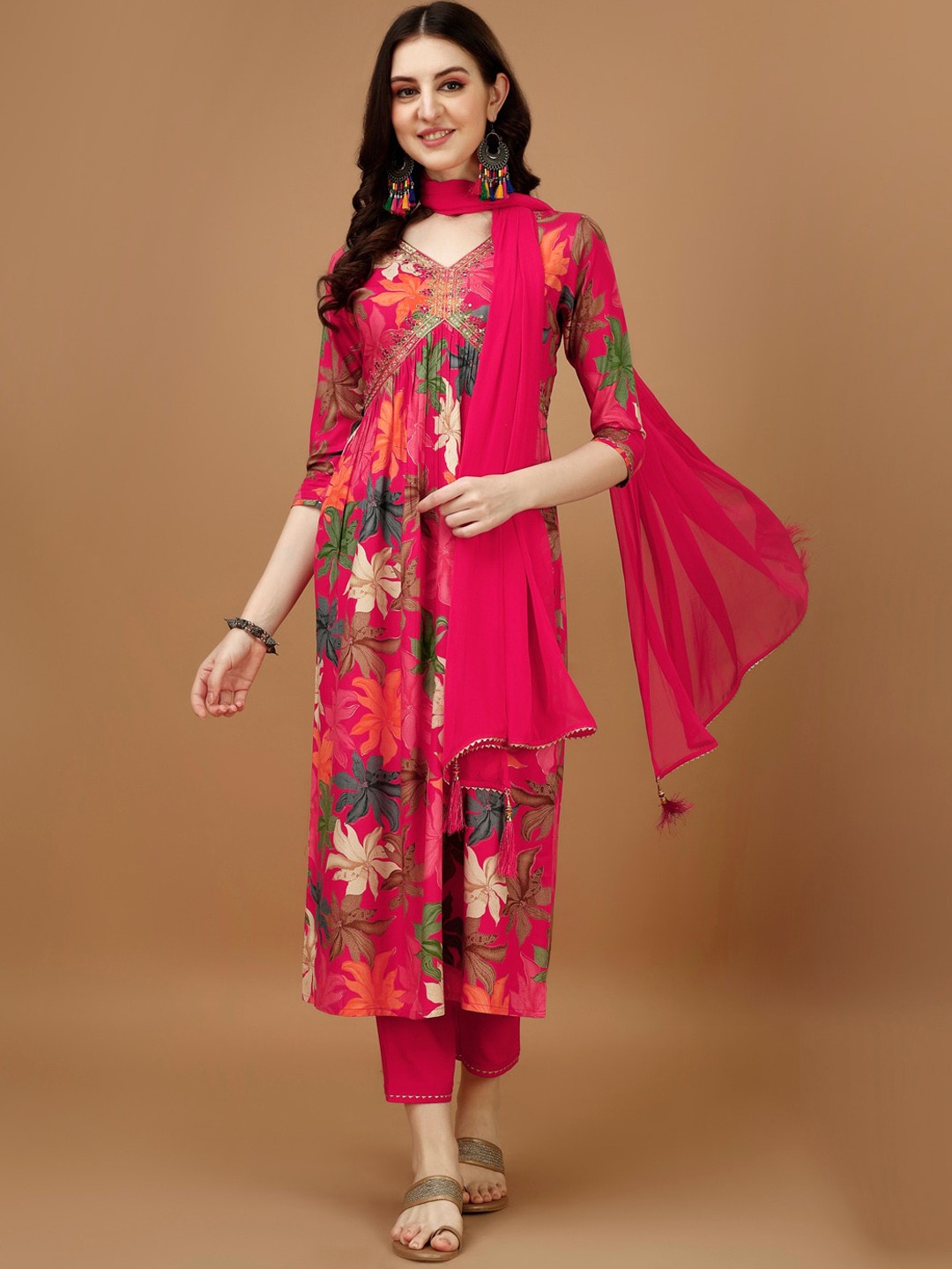 

KALINI Floral Printed Kurta & Trousers With Dupatta, Fuchsia