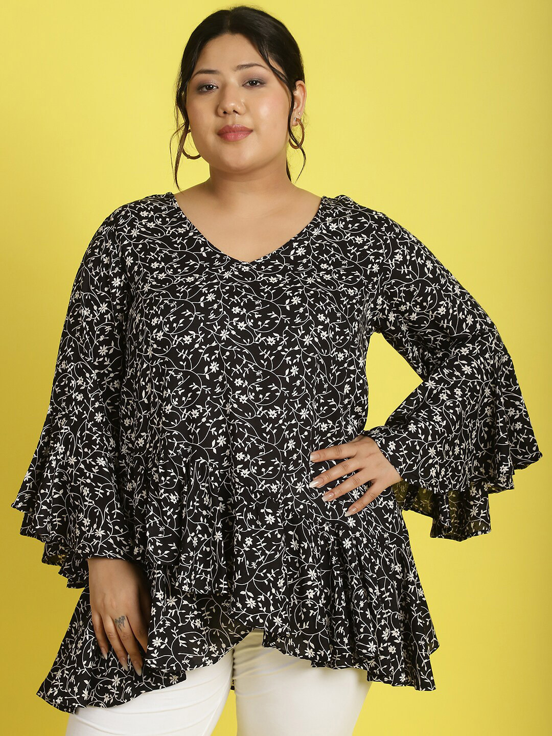 

theRebelinme Plus Size Floral Printed Bell Sleeve Ruffles Peplum Top, Black