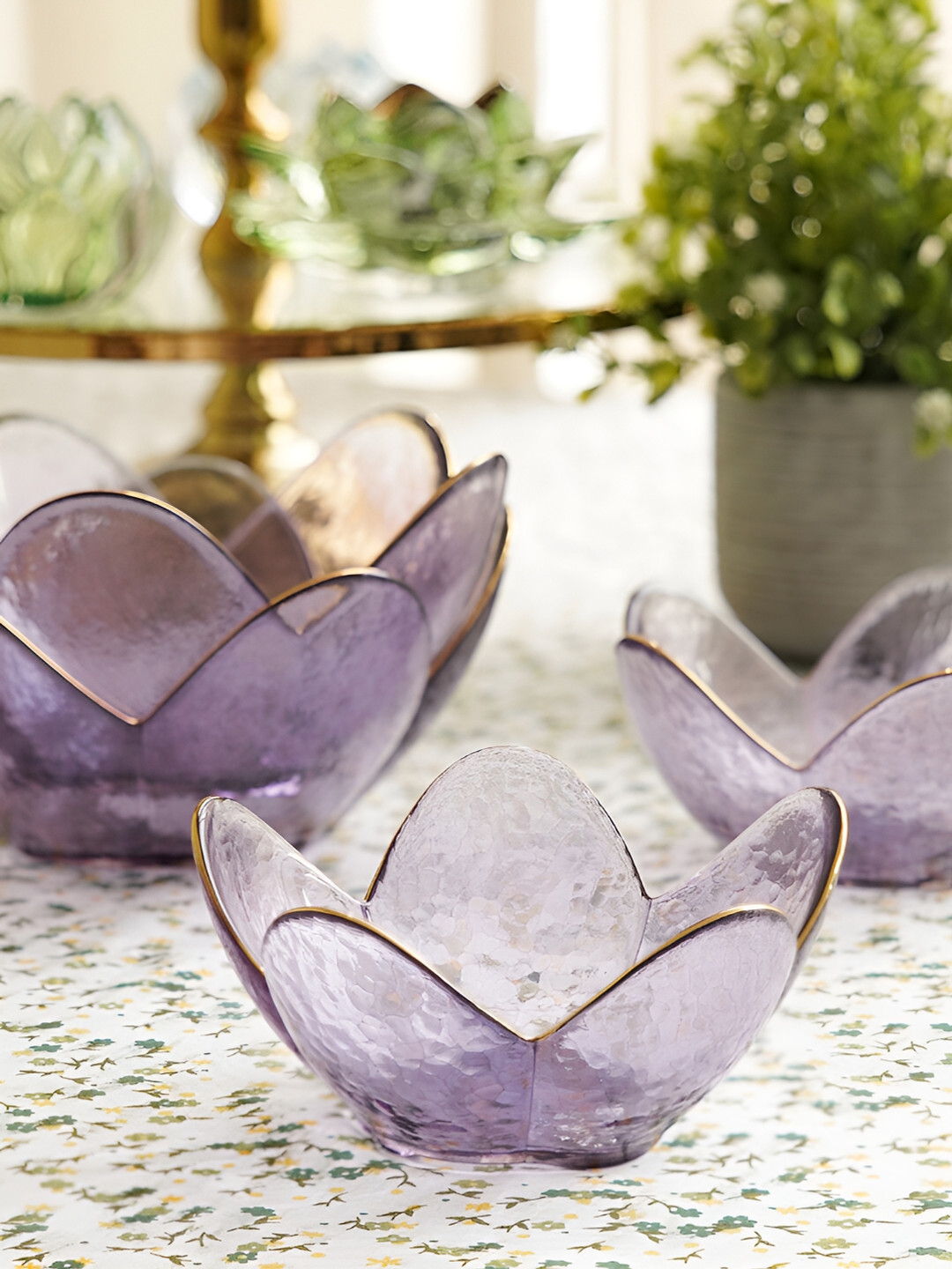 

Pure Home and Living Purple Glass Decorative Bowls