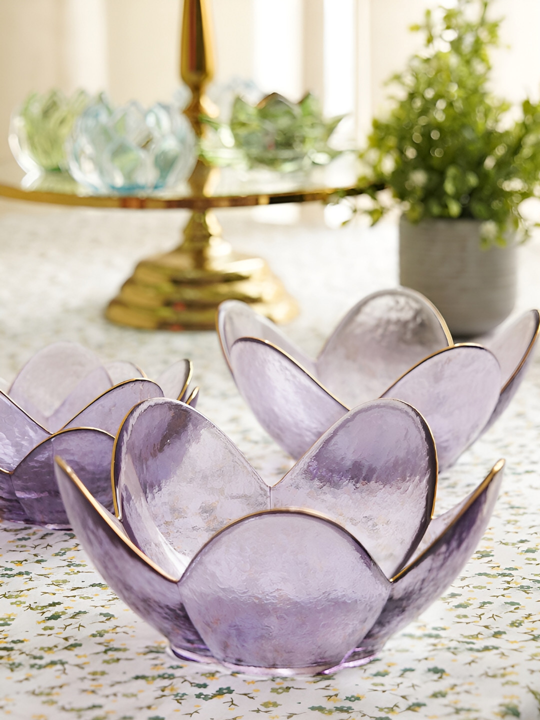 

Pure Home and Living Purple Floral Glass Bowl