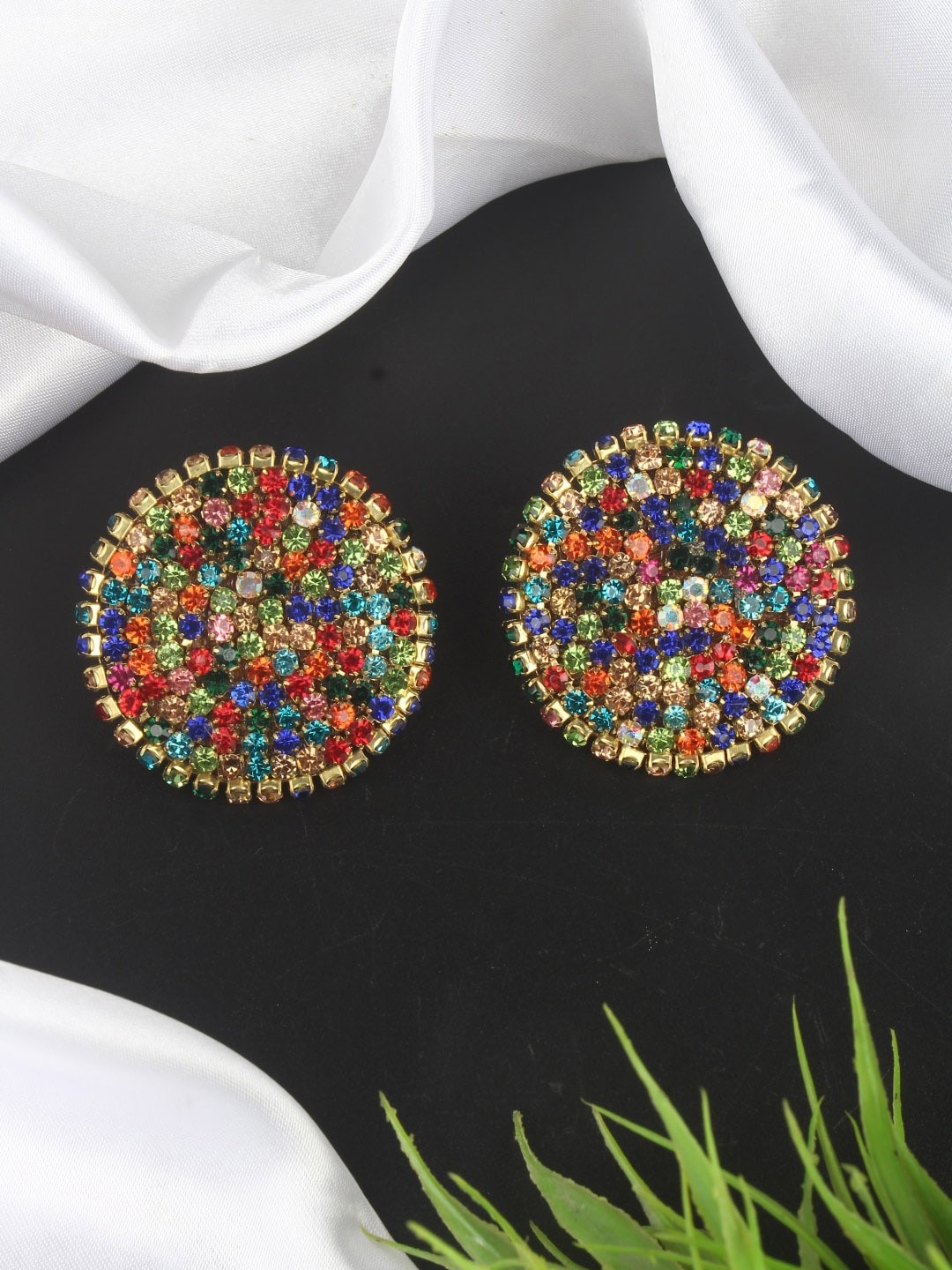 

DressBerry Gold Toned Rhinestone Gold Plated Studs Earrings