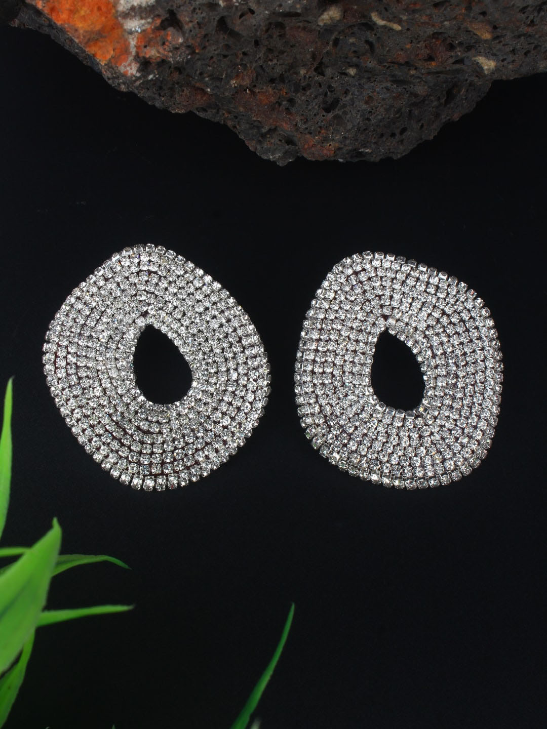 

DressBerry White Silver-Plated Contemporary Studs Earrings