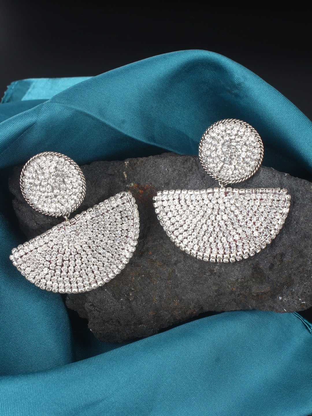 

DressBerry Silver Toned Silver Plated Contemporary Drop Earrings