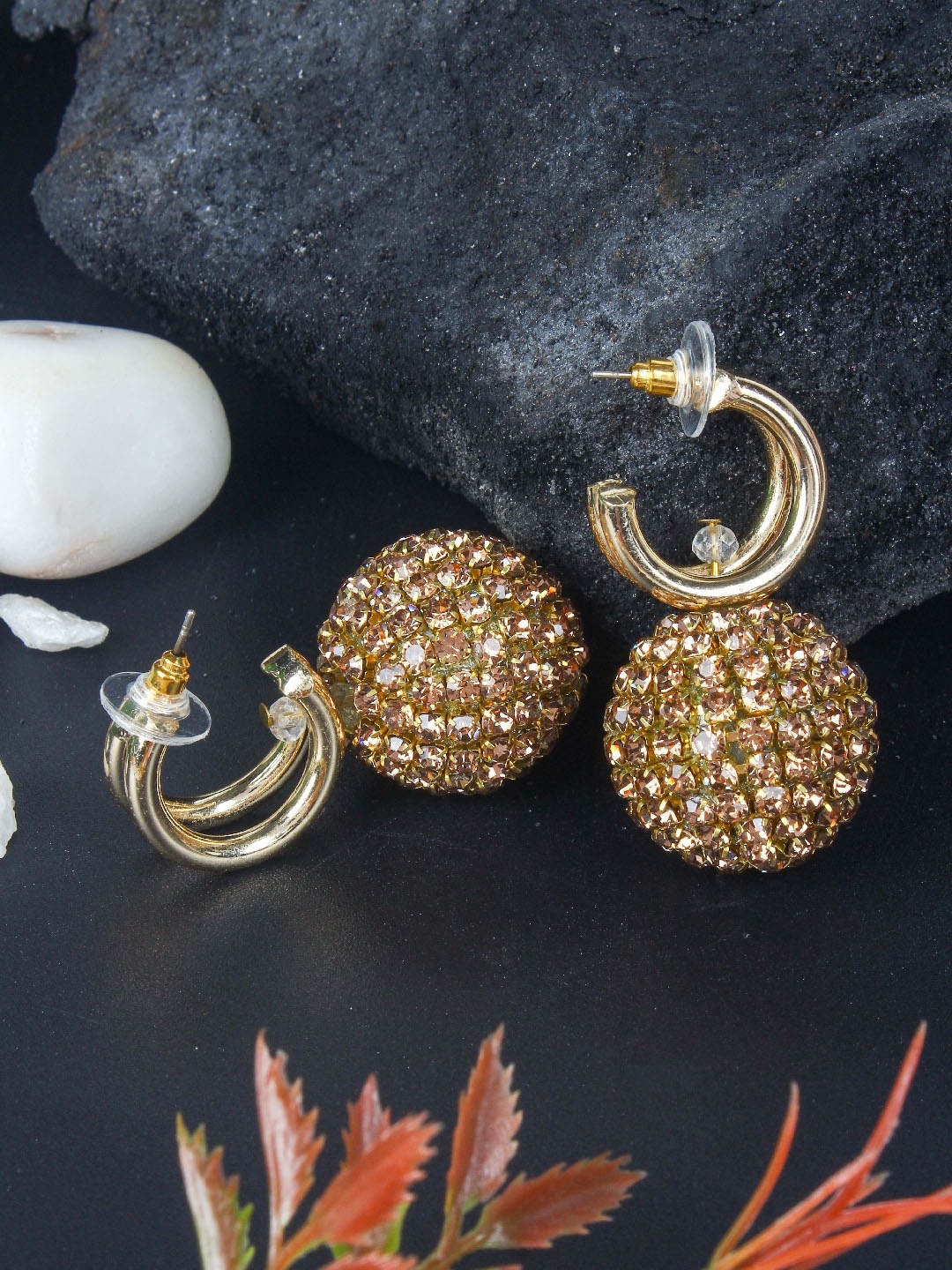 

DressBerry Gold Toned Rhinestone Gold Plated Drop Earrings