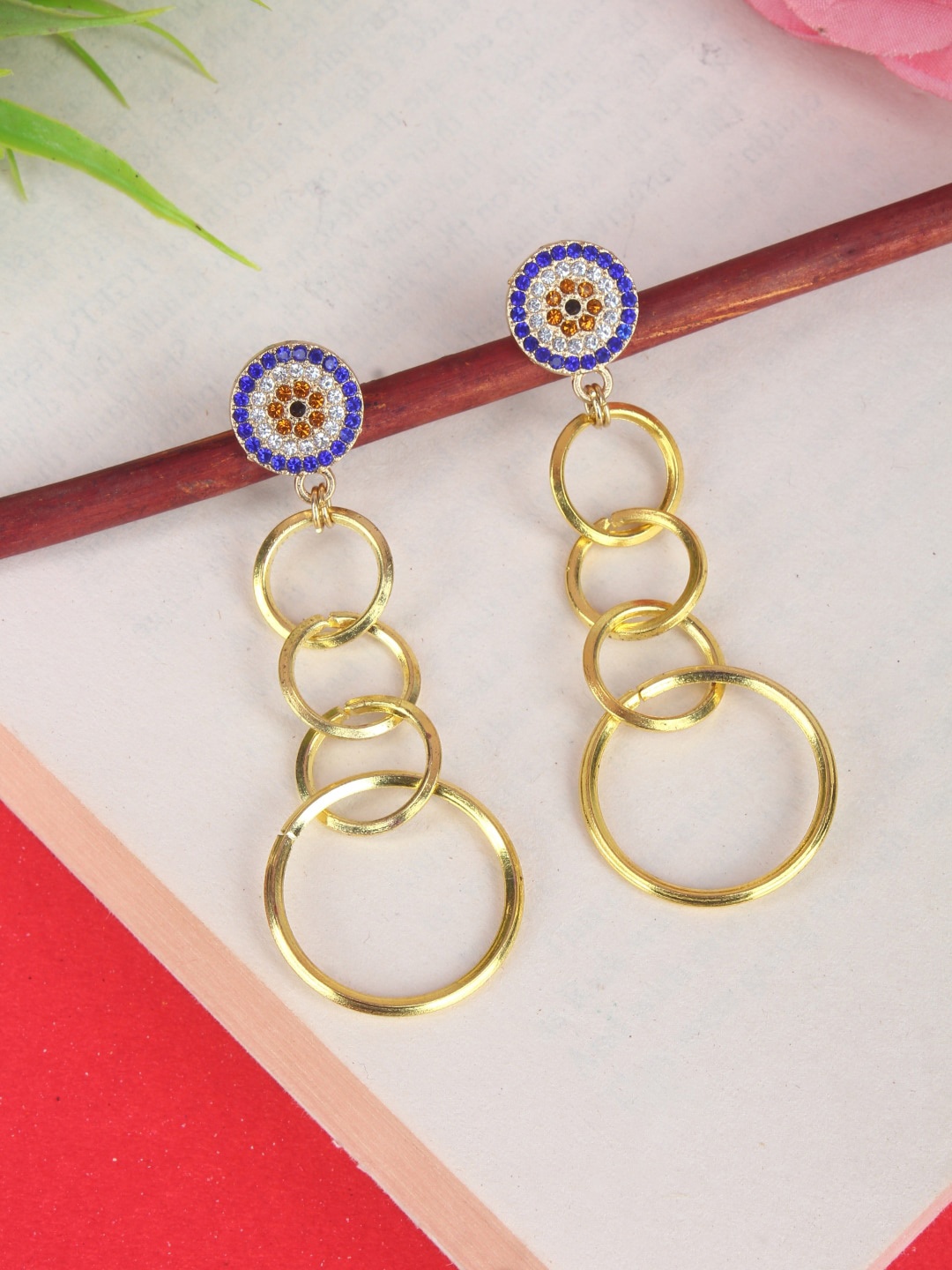 

DressBerry Gold-Plated Contemporary Drop Earrings