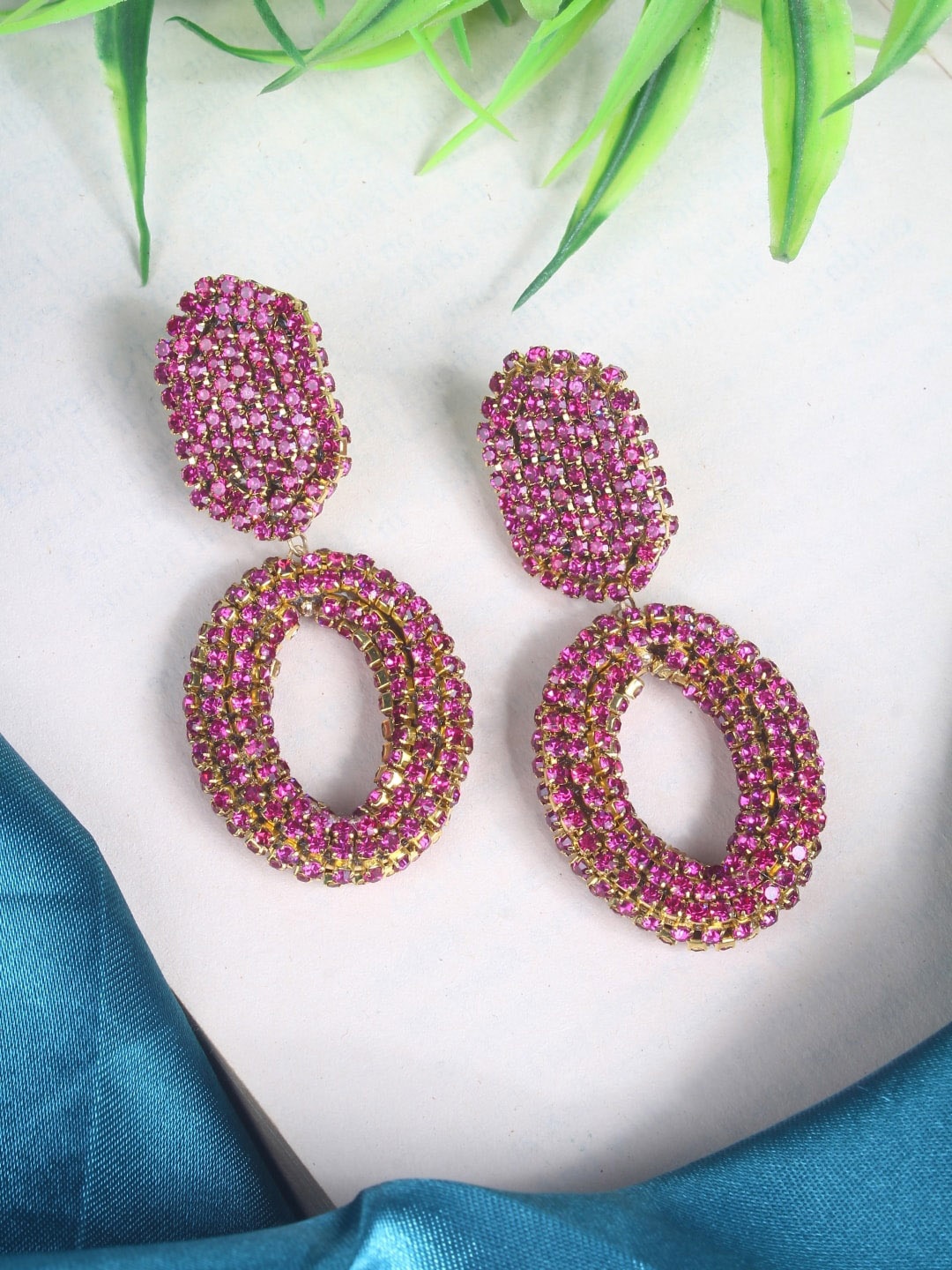 

DressBerry Gold Gold-Plated Rhinestone Studded Contemporary Drop Earrings