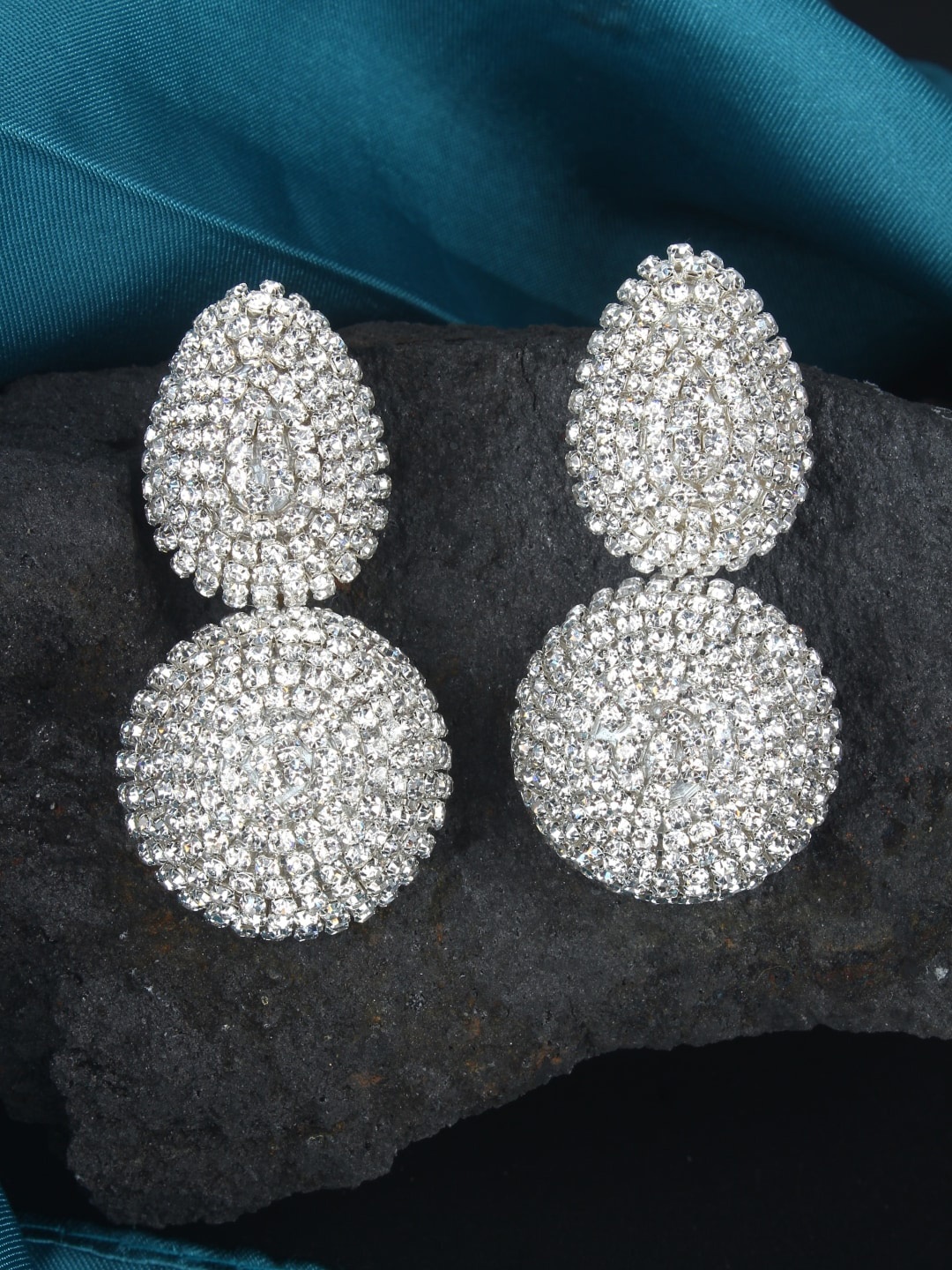 

DressBerry White Silver-Plated Rhinestone-Studded Contemporary Drop Earrings