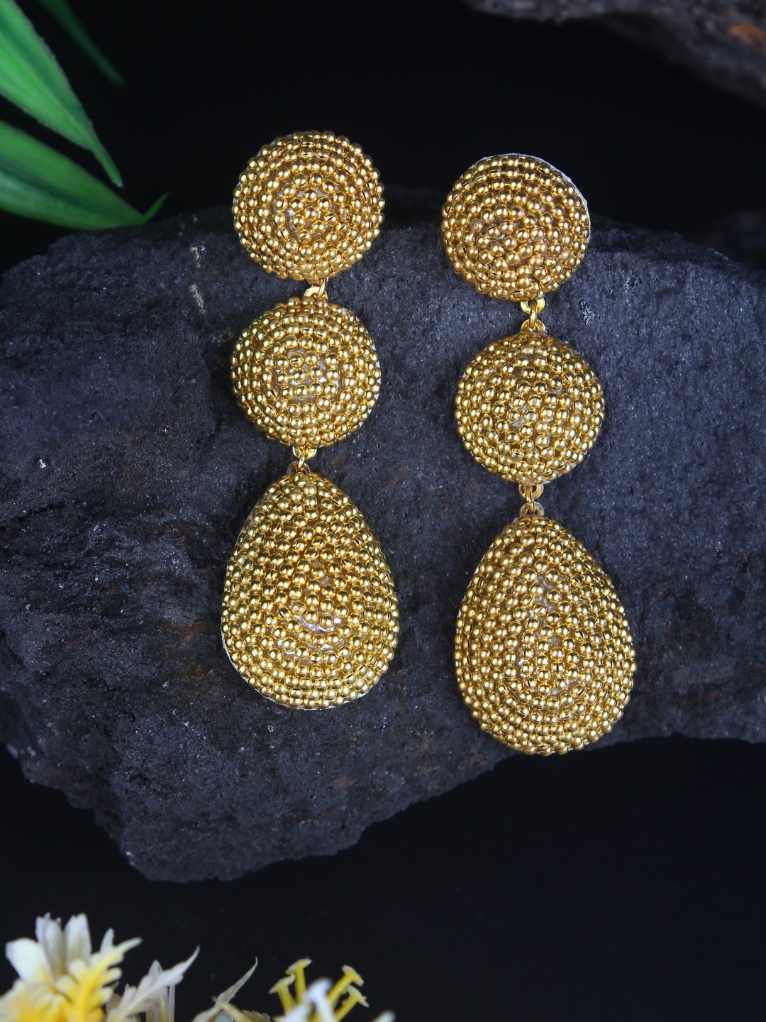 

DressBerry Gold Toned Rhinestone Gold Plated Drop Earrings