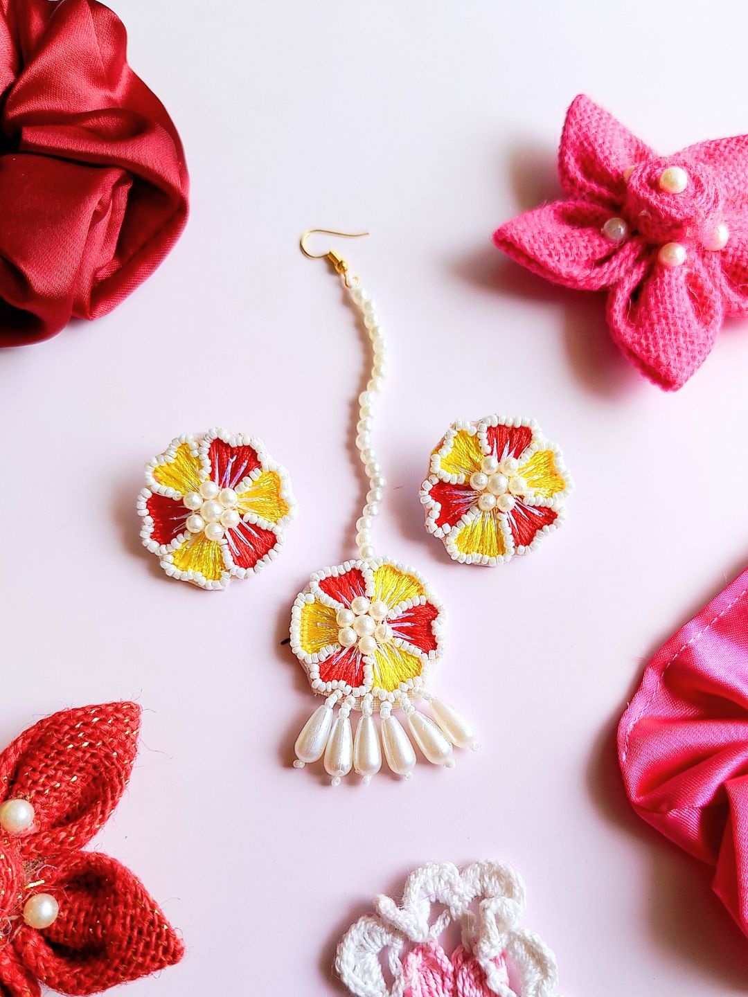 

Sangria Gold-Plated Floral Beaded Tasseled Jewellery Set