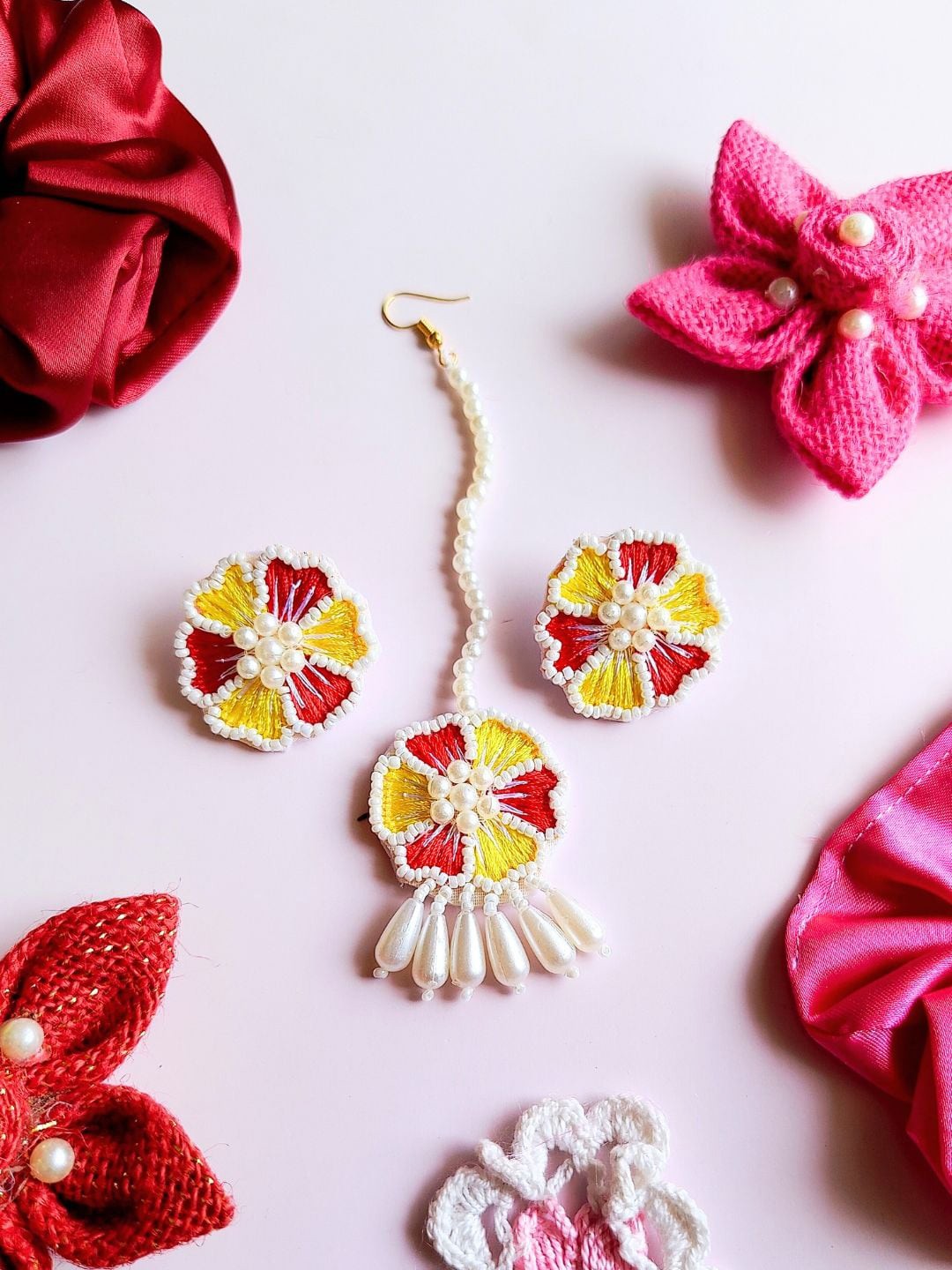 

DressBerry Gold-Plated Beaded Jewellery Set