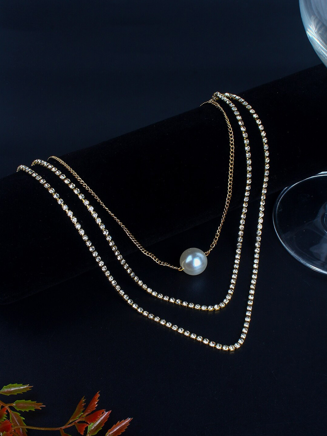 

DressBerry Gold Brass Gold-Plated Cubic Zirconia Studded Necklace