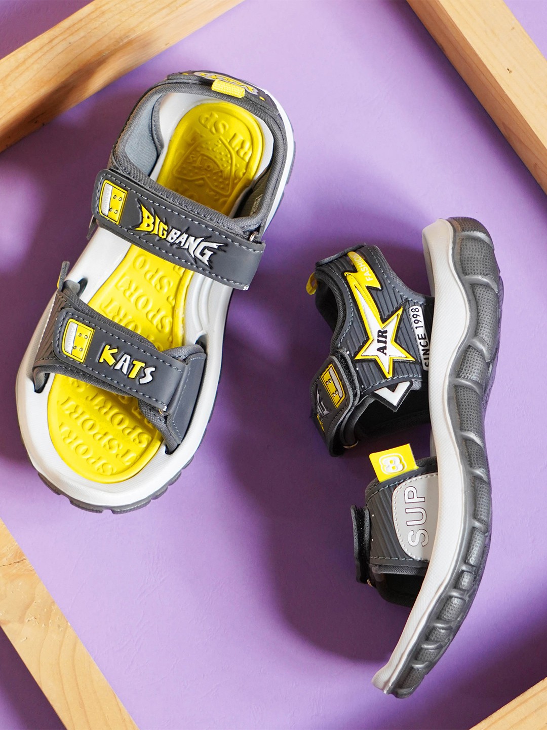 

KATS Kids Soft & Lightweight Sports Sandal, Yellow
