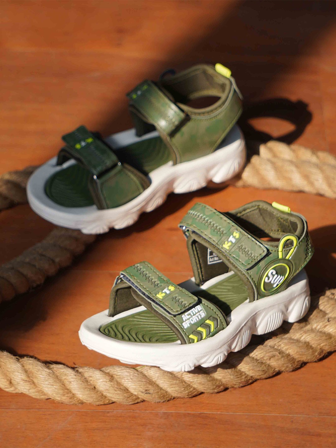 

KATS Kids Lightweight Sports Sandals, Green