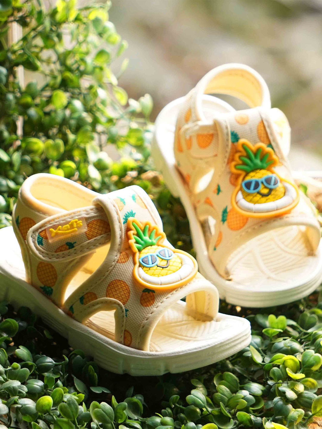 

KATS Infants Printed Musical Sandals, Beige