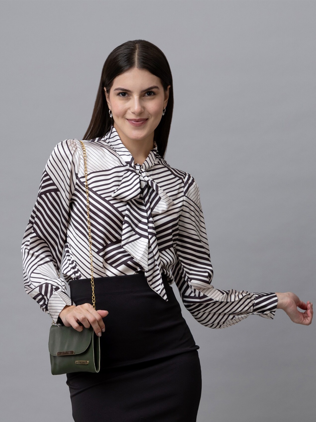 

PURYS Geometric Shirt Style Satin Top, White