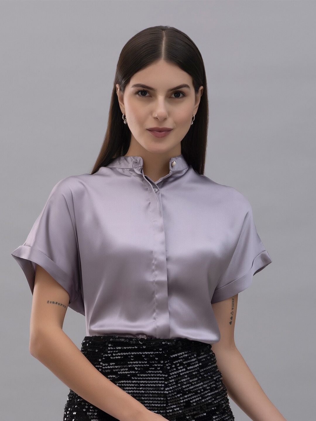 

PURYS Smart Band Collar Extended Sleeves Satin Casual Shirt, Lavender