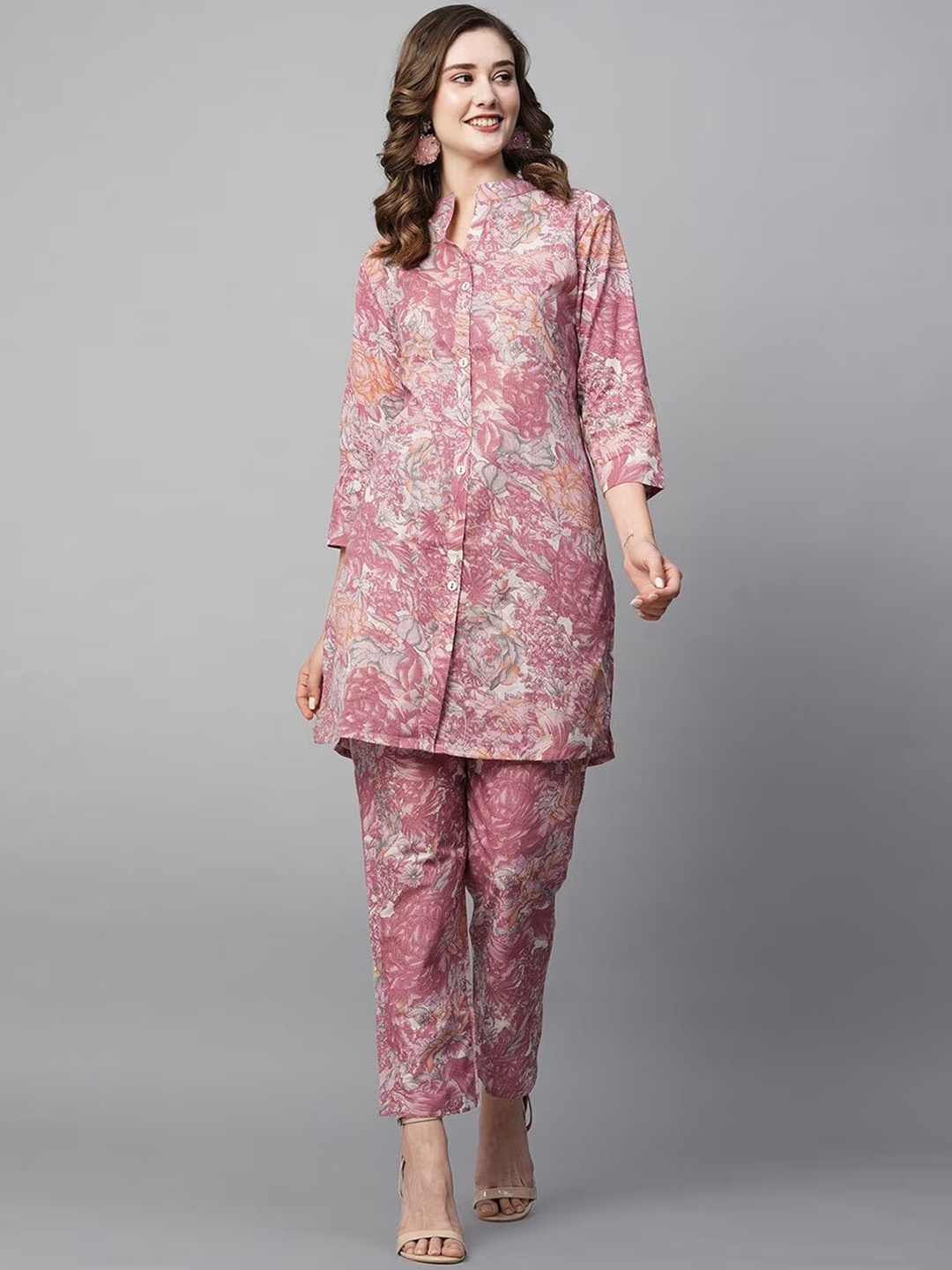 

Amayra Women Floral Printed Straight Pure Cotton Kurta with Trousers, Pink