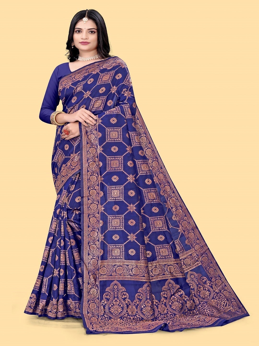 

ZEEPKART Geometric Woven Design Saree, Blue