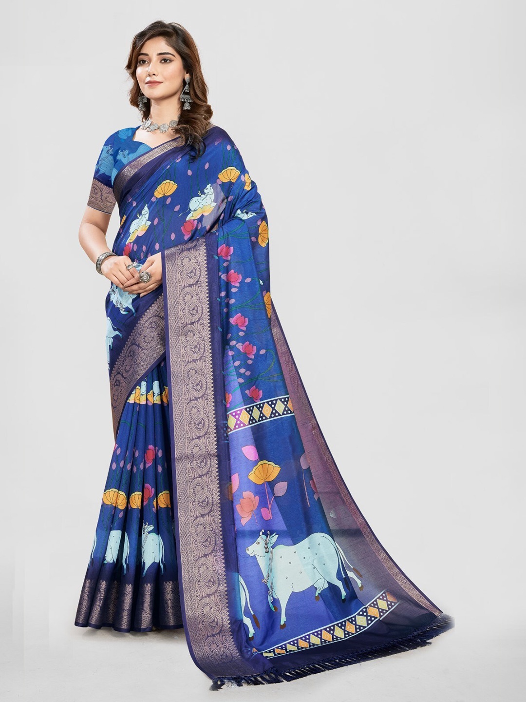 

ZEEPKART Floral Printed Saree, Blue