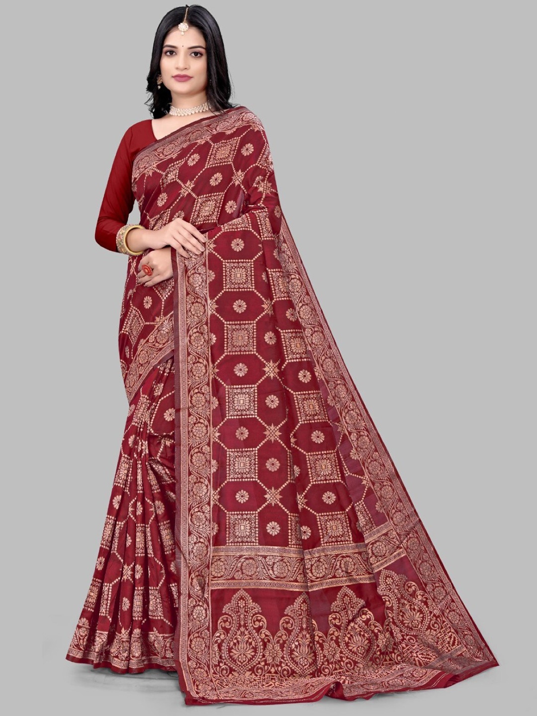 

ZEEPKART Ethnic Motifs Woven Design Zari Kanjeevaram Saree, Maroon