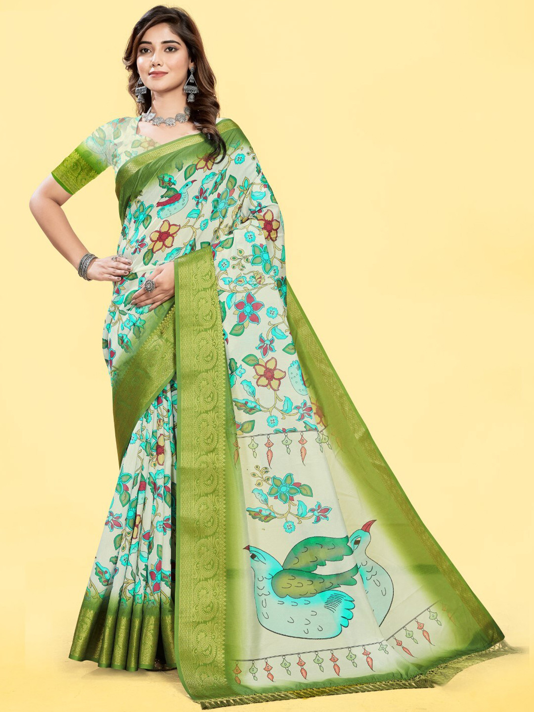 

ZEEPKART Floral Printed Saree, Green