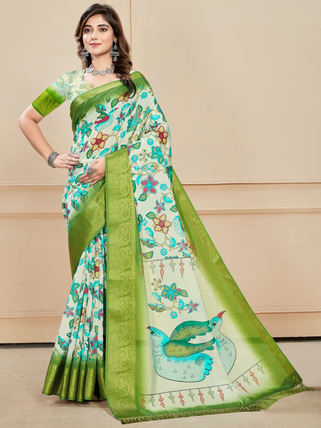 

ZEEPKART Ethnic Motifs Woven Design Kanjeevaram Saree, Green