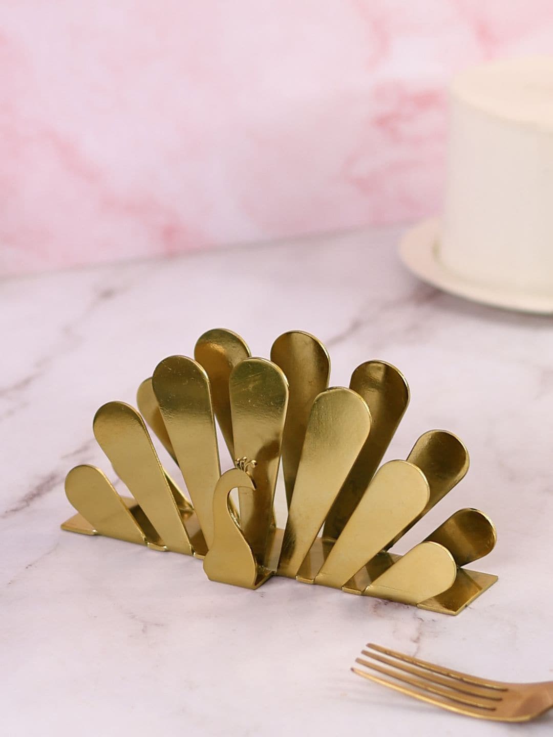 

Chokhat Gold Toned Metal Tissue Holder