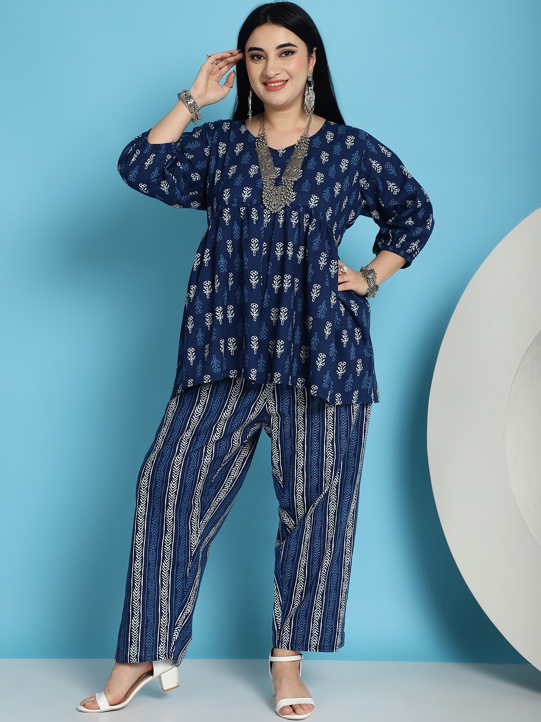 

TAG 7 Plus Size Ethnic Motifs Printed Regular Pure Cotton Kurti & Pyjamas, Blue