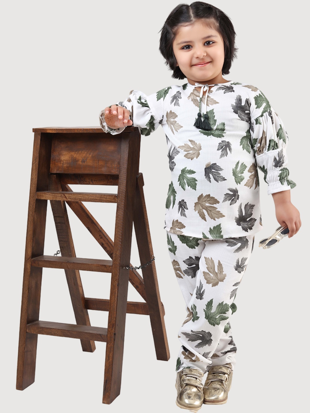 BAESD Girls Tropical Printed Tie Up Neck Bell Sleeves Top & Trouser, Green
