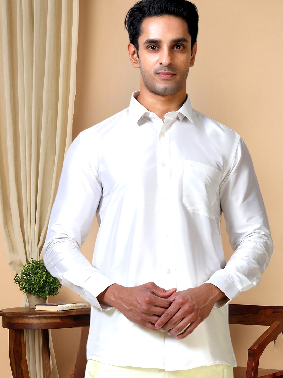 

TATTVA Classic Slim Fit Ethnic Shirt, Off white